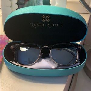 Rustic Cuff sunglasses ☀️🕶